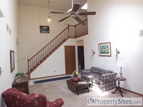 2nd image of 8493 Chicory Ct
