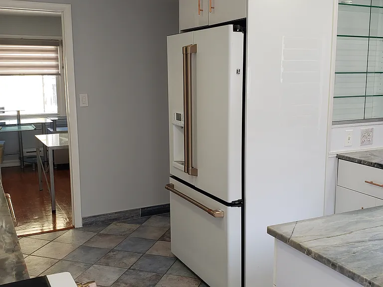 126 Bay 8th St — Photo 13