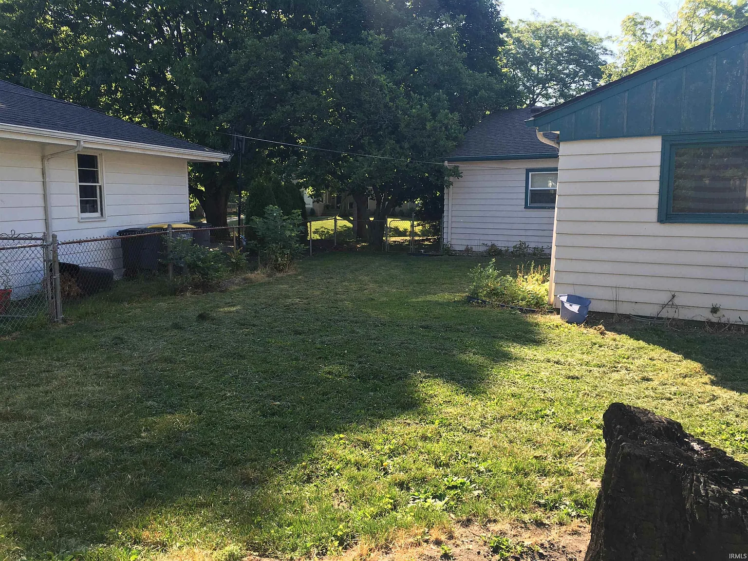 5 bed, 2.0 bath, 2523 sqft, $2,175 — Photo 3