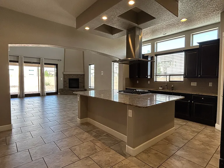 7115 Vista Terraza Dr NW — Photo 10