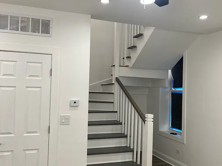 W 21st Pl — Photo 3