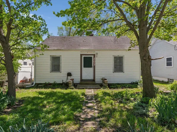 203 Washington Park Blvd, Michigan City, IN 46360