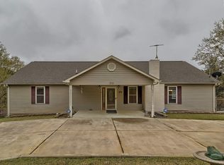235 Lake Shore Rd, Winnsboro, SC 29180