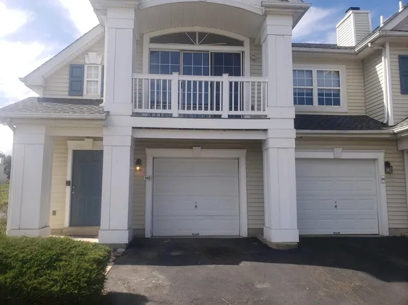 102 Middlebury Dr, Warminster, PA 18974
