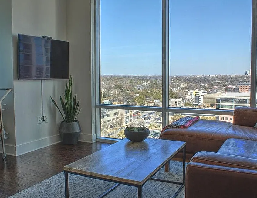 Apartment for Rent — Photo 3