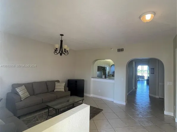 10720 NW 66th St, Doral, FL