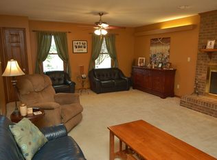 1380 Robbins Rd, Winston Salem, NC 27107