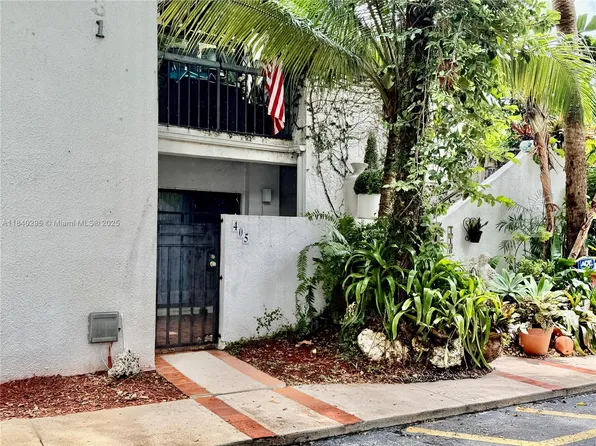 8331 SW 157th Ave APT 405, Miami, FL 33193