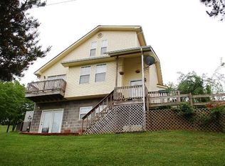 125 Sweet Ln, Tazewell, TN 37879