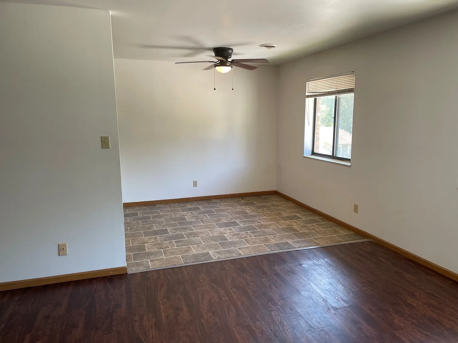 2 bed, 1000 sqft, $975 — Photo 4