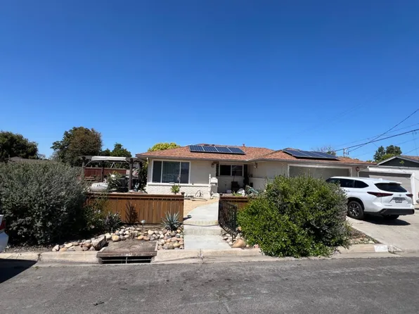 1183 Winter St, Kingsburg, CA 93631