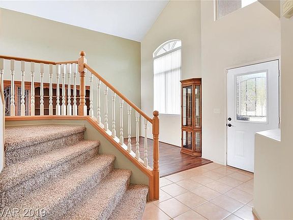 3rd image of 8921 Crooked Ct
