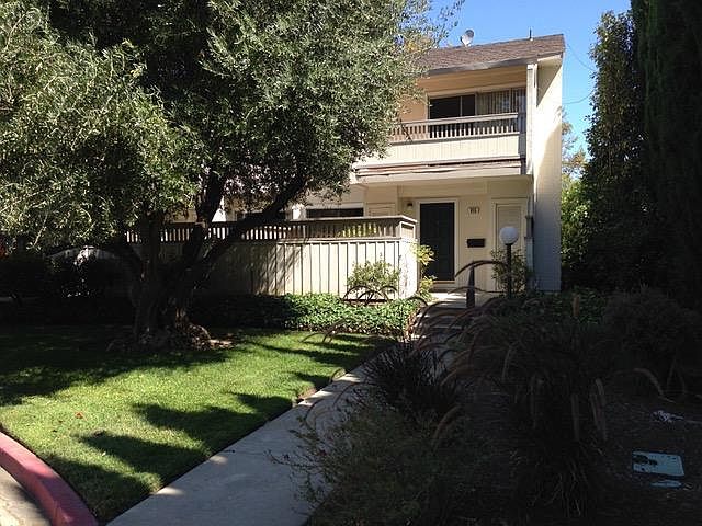 1st image of 615 N Garland Ter