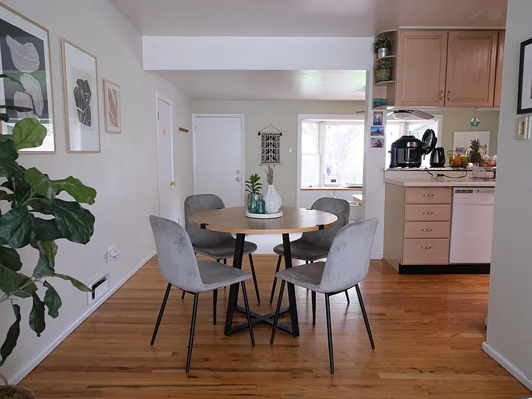breakfast table