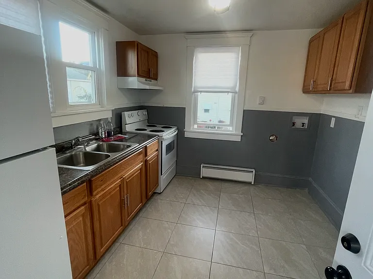 730 Church St #2 — Photo 7