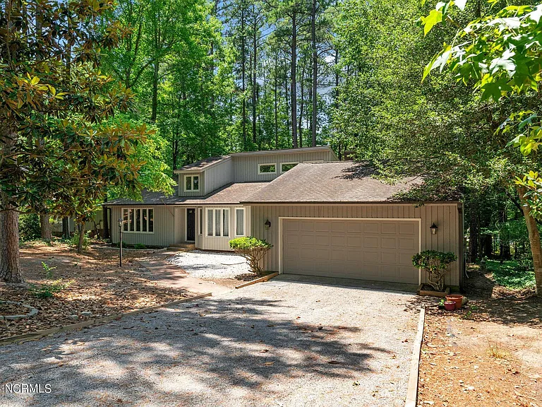 618 Chelsea Dr — Photo 41