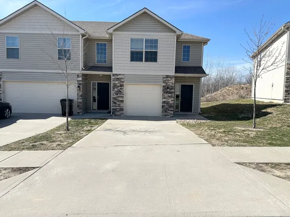 1422 NE Mary Ct, Grain Valley, MO 64029