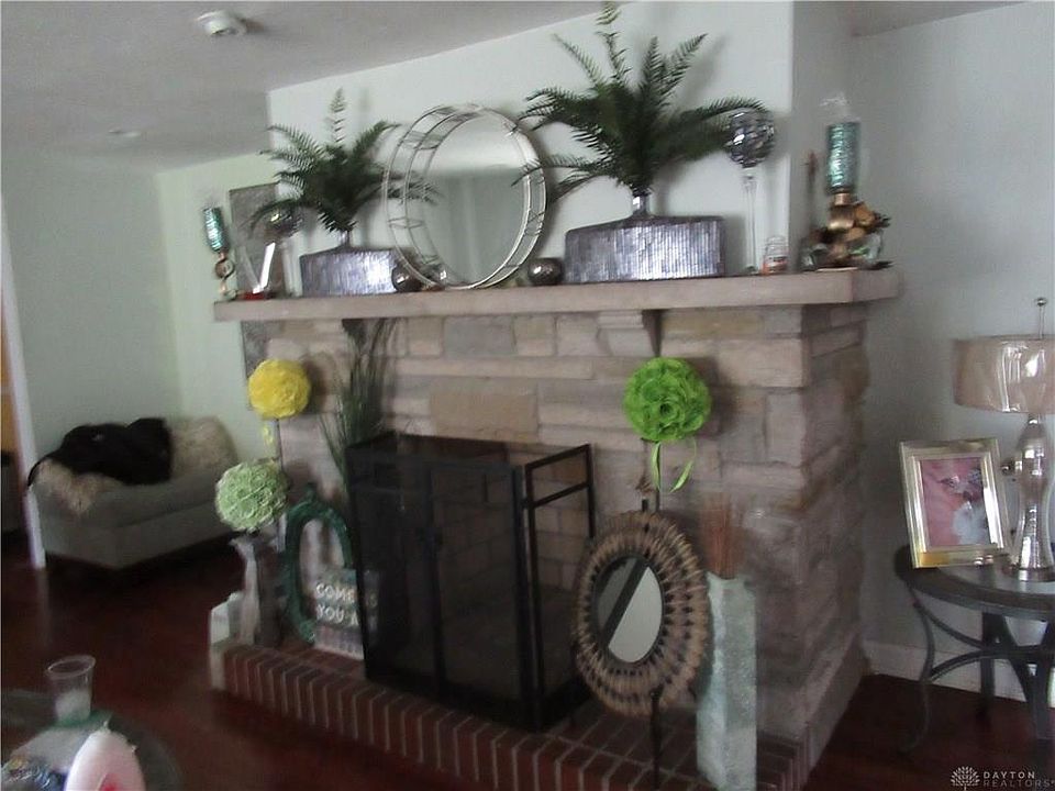 2nd image of 1329 Tampa Ave