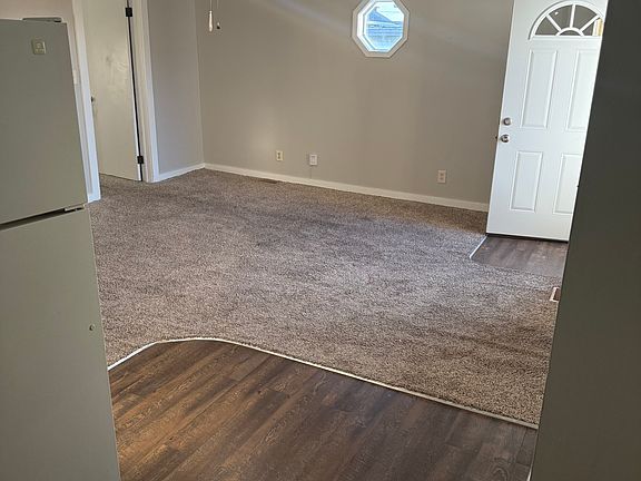 2nd image of 217 E South St APT 3