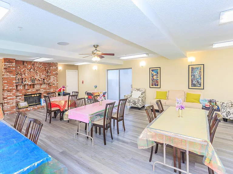New Horizon Village Senior Apartment Homes — Photo 4