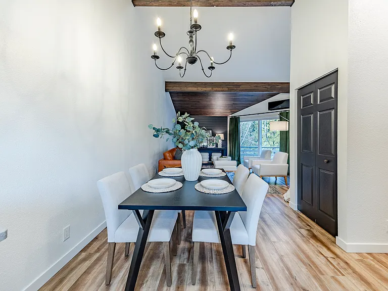 305 Country Club Rd — Photo 8