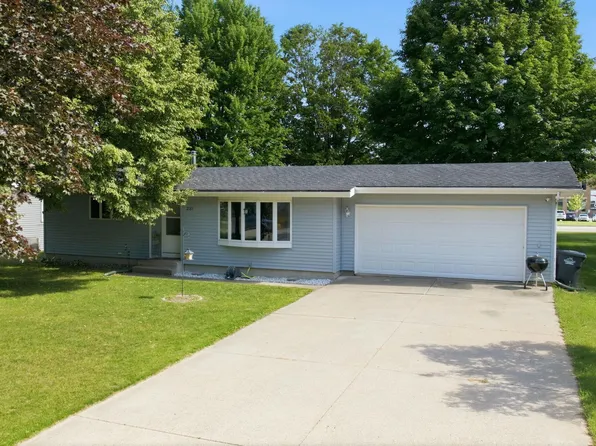 281 Kleeman Ct, Shawano, WI 54166