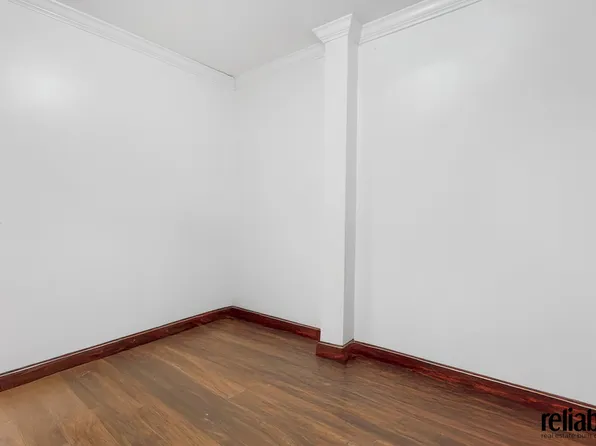 1520 Lincoln Place image 6 of 7