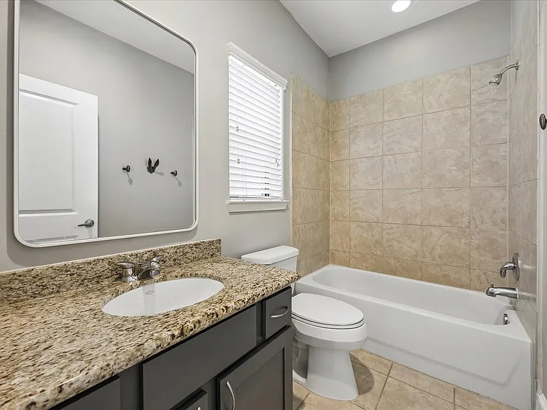 405 Jackson Hill St — Photo 17
