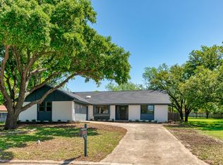 7800 Charter Oak Ct, Fort Worth, TX 76179