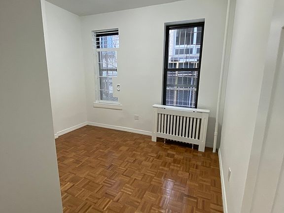 5th image of 414 W 56th St APT 3