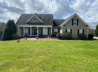 1564 Lumber Company Rd, Talking Rock, GA 30175