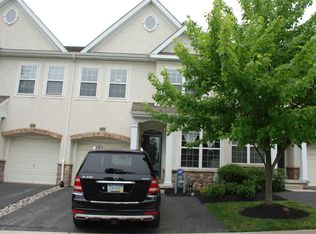 604 Rolling Hill Dr, Plymouth Meeting, PA 19462