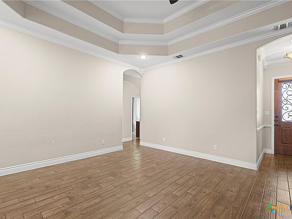 5th image of 1816 Carriage House Dr