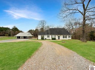 2801 Golo Rd, Mayfield, KY 42066
