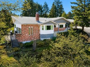 3120 Robin Hood Dr, Nanaimo, BC V9T 1P1