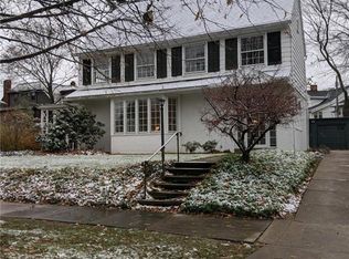 2600 West St, Cleveland, OH 44113