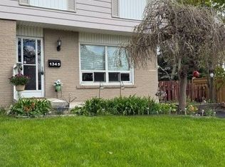 1345 Colonsay Dr, Burlington, ON L7P2T6