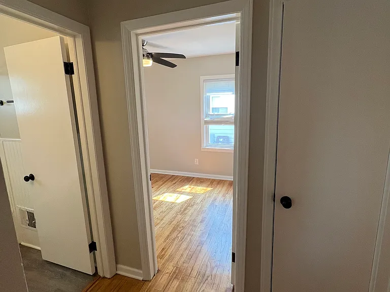 24808 Ross St — Photo 9