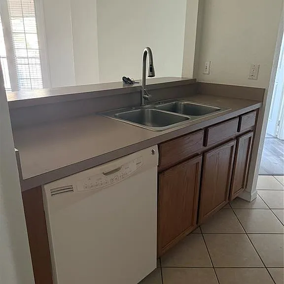 3051 Greystone Loop #304 — Photo 12