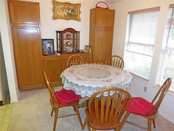 4th image of 4025 Claybrooke Way
