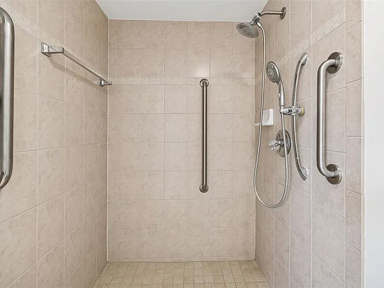 10375 Carrollwood Ln #332 — Photo 23