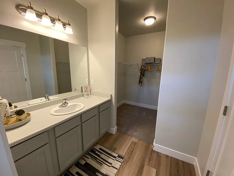517 N 310 W — Photo 16