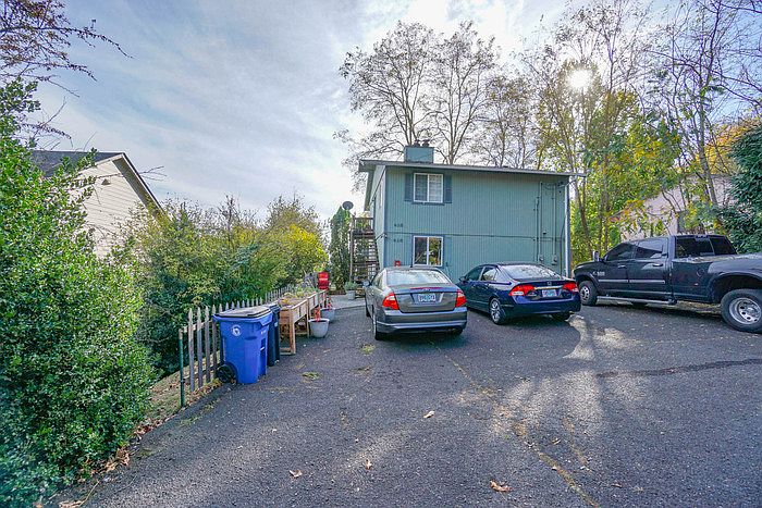 1st image of 416 NW 18th Ave #416