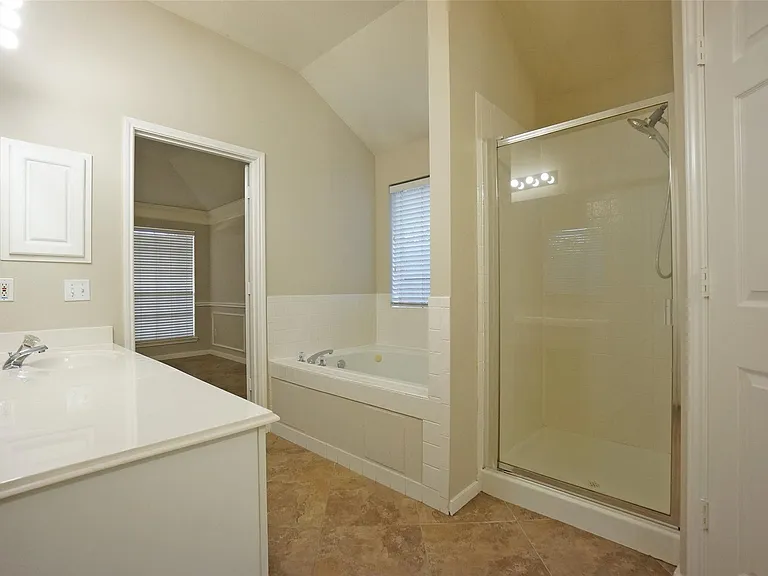 2003 Gable Hollow Ln — Photo 20