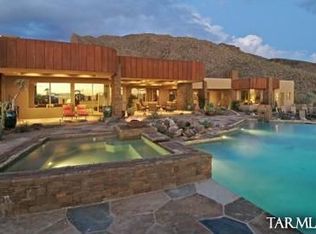 2304 E Sentry Ridge Ct, Tucson, AZ 85718