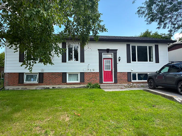 50 Fringewood Dr #1 — Photo 1