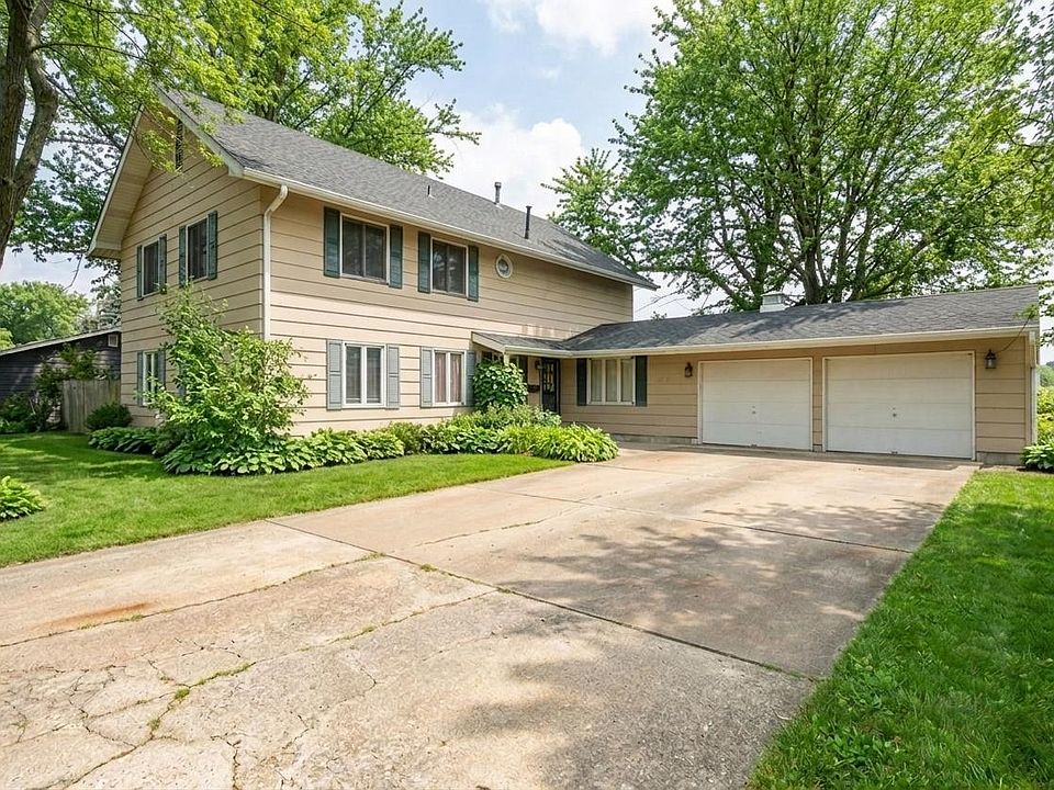 1st image of 181 Tilton Park Dr