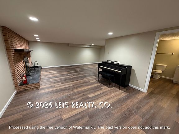 2nd image of 3271 Harrison Rd APT B