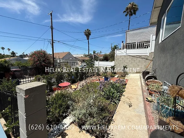 812 Merwin St — Photo 35