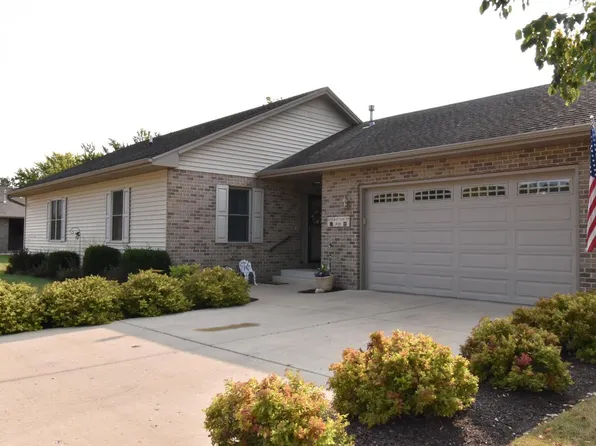 1200 Raptor COURT #33, Burlington, WI 53105